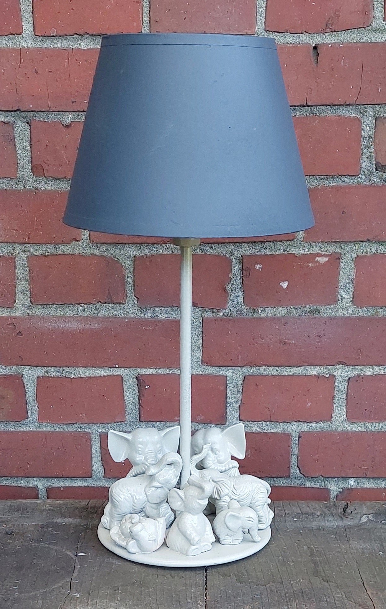 03624 Schemerlampje 'olifanten'